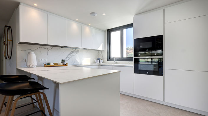 Image No.10-3 Bed Apartment for sale