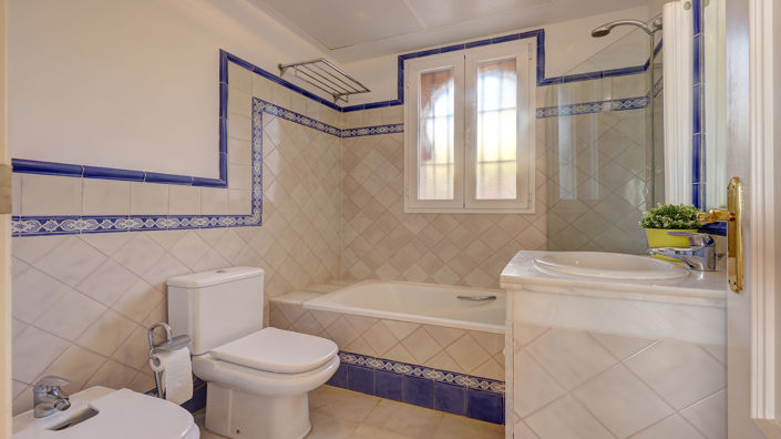 Image No.13-Propriété de 3 chambres à vendre à Casares