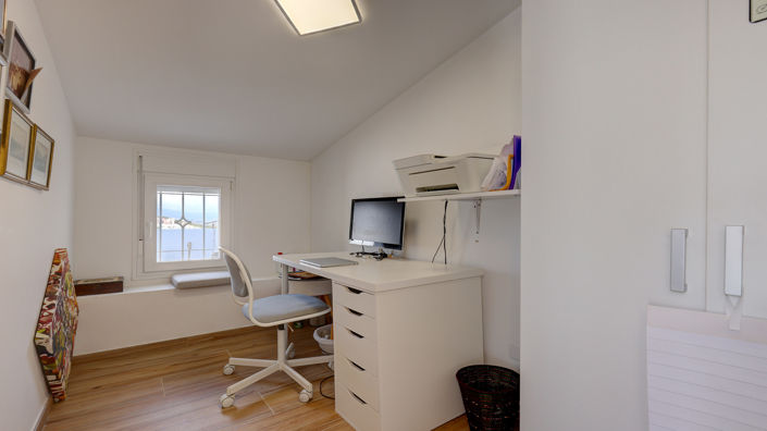 Image No.16-2 Bed House for sale