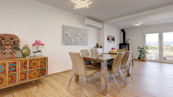 Image No.7-2 Bed House for sale