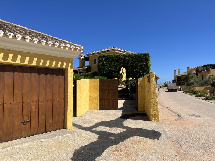 Image No.24-4 Bed House/Villa for sale