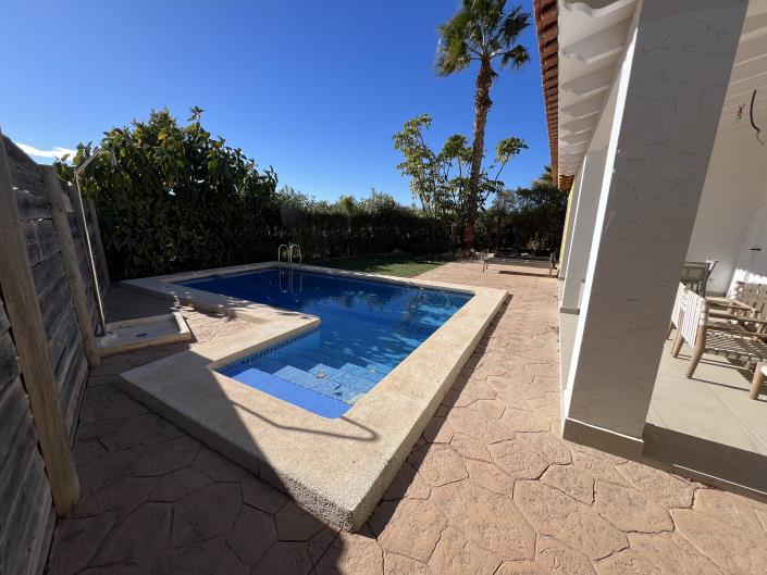 Image No.21-4 Bed Villa / Detached for sale