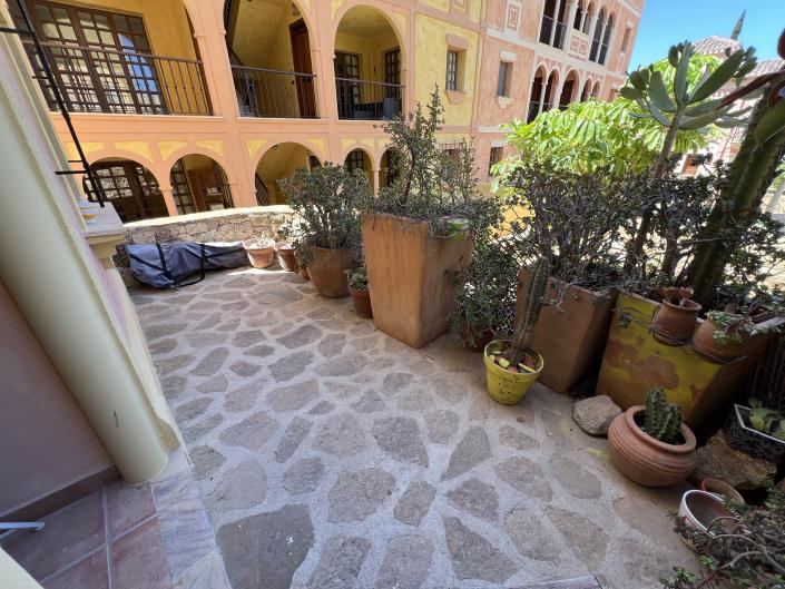 Image No.18-2 Bed Apartment for sale