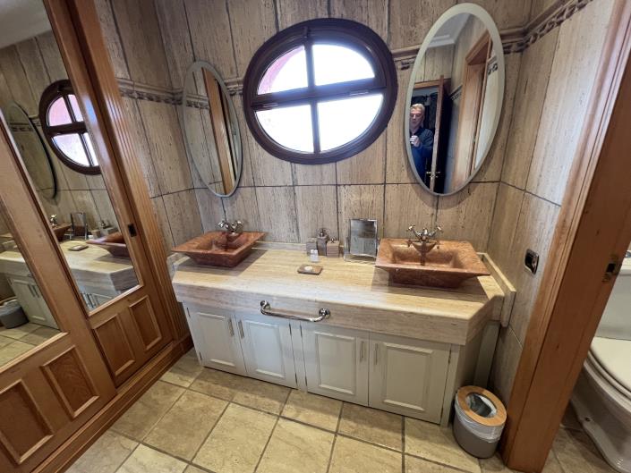 Image No.28-4 Bed Villa for sale