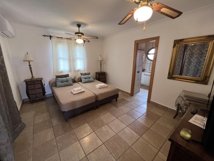 Image No.29-4 Bed Villa for sale