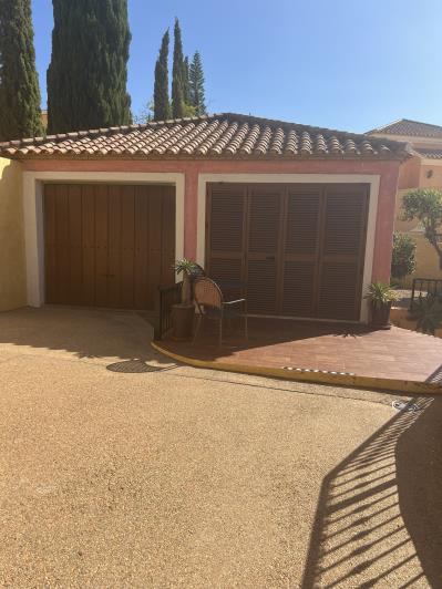 Image No.23-4 Bed Villa / Detached for sale