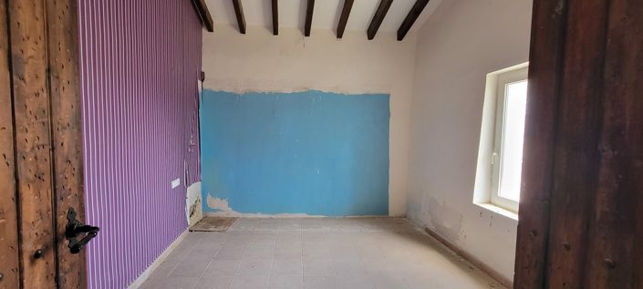 Image No.23-4 Bed Property for sale