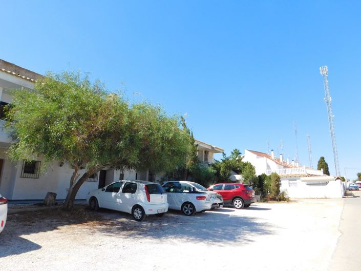 Image No.21-1 Bed Property for sale