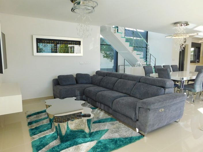 Image No.18-5 Bed Villa for sale