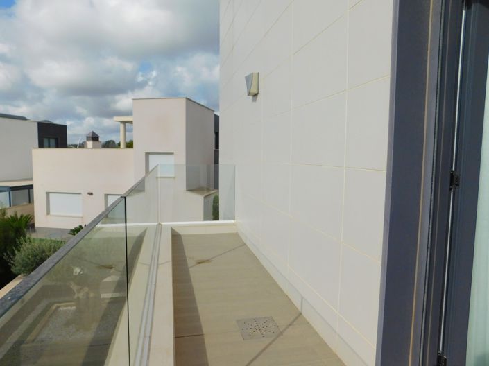 Image No.35-5 Bed Villa for sale