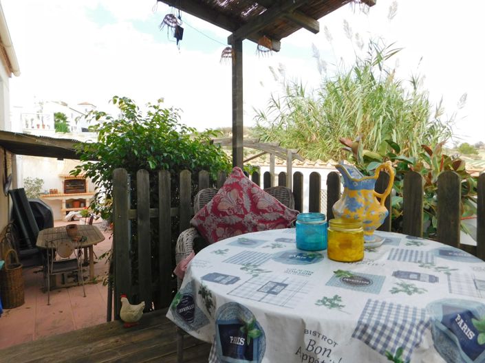 Image No.27-3 Bed Villa for sale