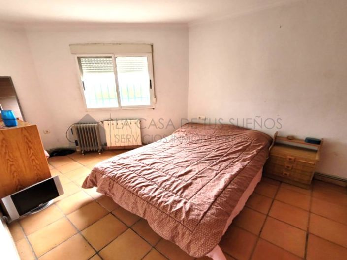 Image No.12-Maison de campagne de 4 chambres à vendre à Petrer