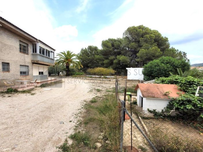 Image No.4-Maison de campagne de 4 chambres à vendre à Petrer