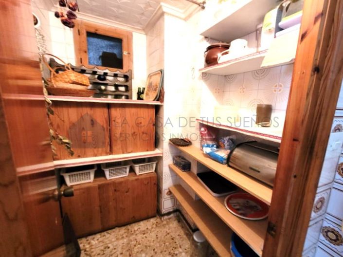 Image No.8-Maison de campagne de 4 chambres à vendre à Petrer