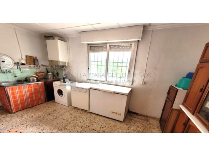 Image No.9-Maison de campagne de 4 chambres à vendre à Petrer