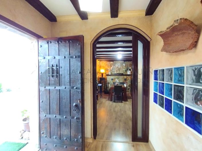 Image No.2-2 Bed Villa for sale