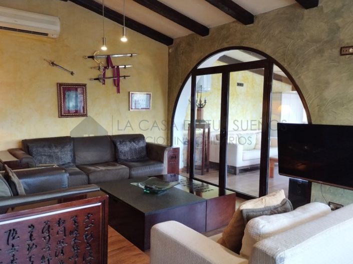 Image No.33-2 Bed Villa for sale