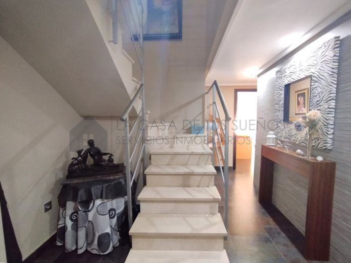 Image No.11-3 Bed Apartment for sale