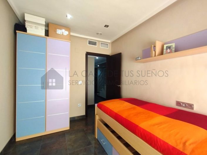 Image No.18-3 Bed Apartment for sale