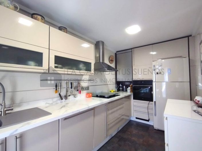 Image No.6-3 Bed Apartment for sale