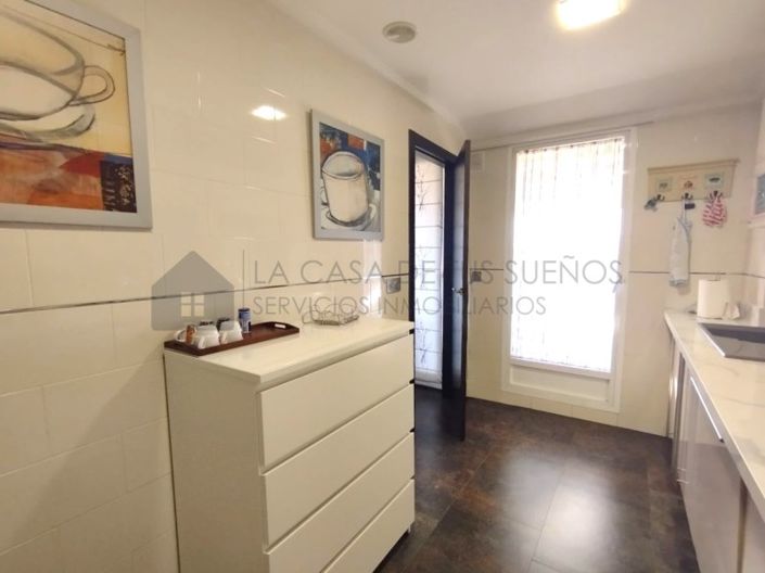 Image No.8-3 Bed Apartment for sale