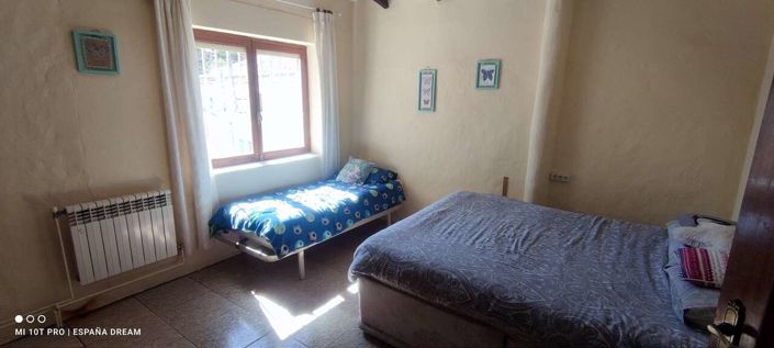 Image No.19-6 Bed Property for sale