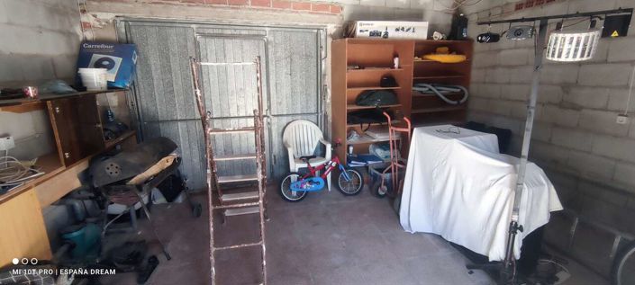 Image No.35-6 Bed Property for sale