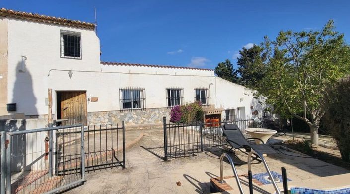 Image No.9-Maison de campagne de 4 chambres à vendre à La Romana