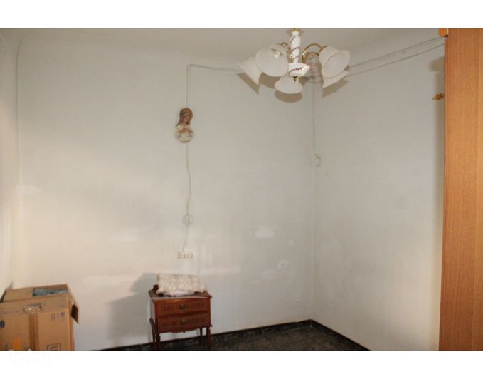 Image No.4-4 Bed Townhouse for sale