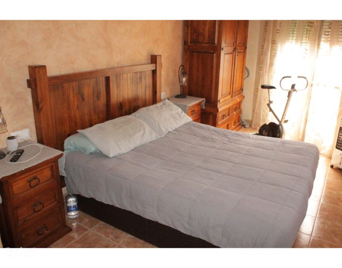 Image No.16-3 Bed Townhouse for sale