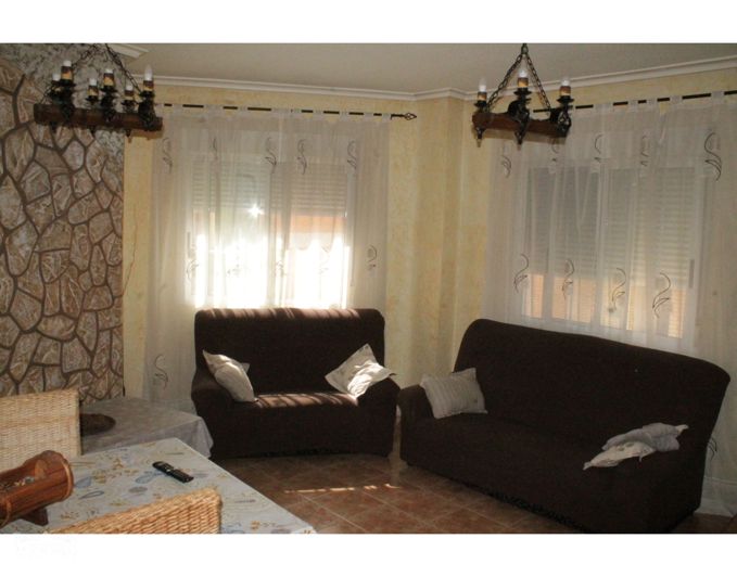 Image No.4-3 Bed Townhouse for sale