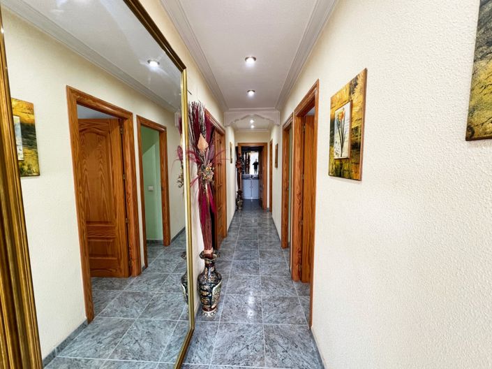 Image No.24-4 Bed Villa for sale