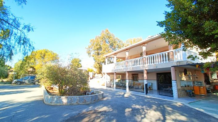 Image No.5-4 Bed Villa for sale