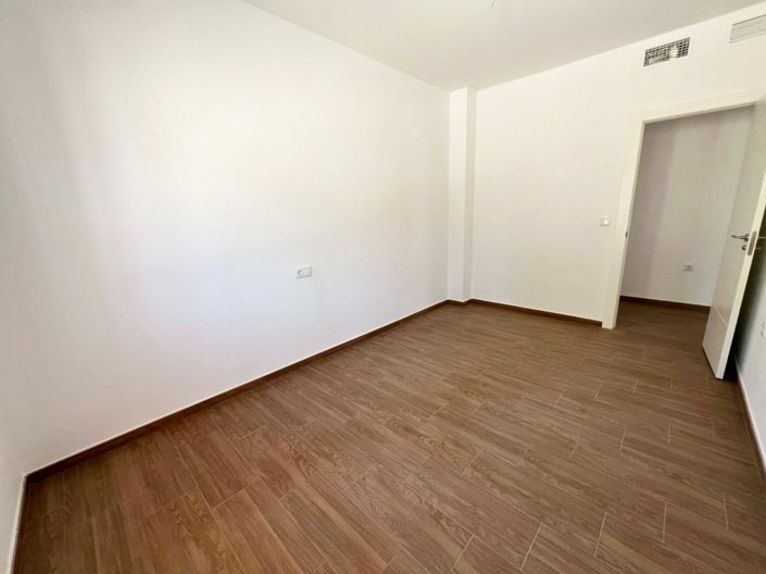 Image No.18-3 Bed Villa for sale