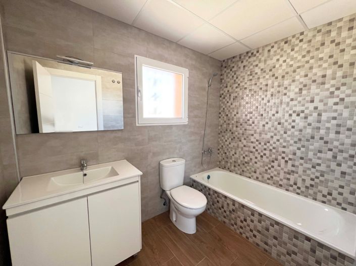 Image No.25-3 Bed Villa for sale