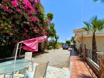 o1j7236hkg1e2015qo1mibtq11ef38