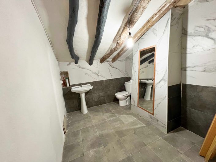 Image No.20-3 Bed Townhouse for sale