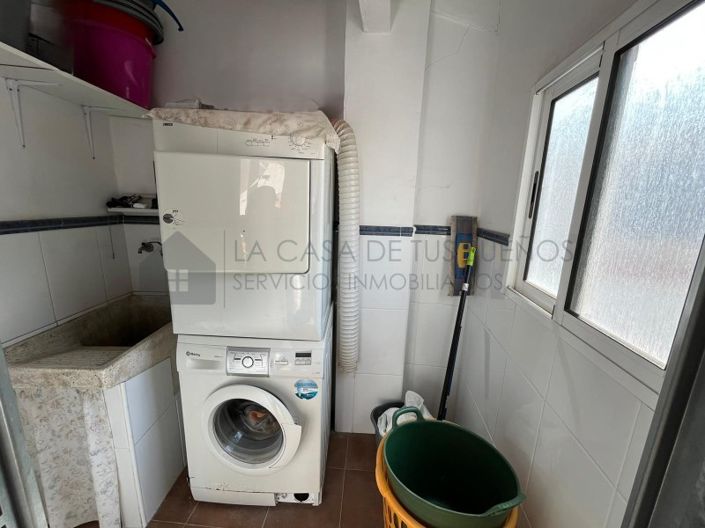 Image No.14-5 Bed Townhouse for sale