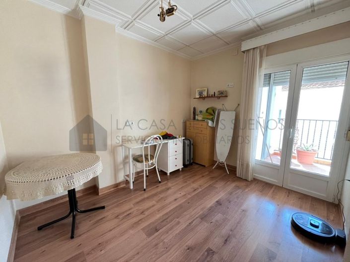 Image No.22-5 Bed Townhouse for sale