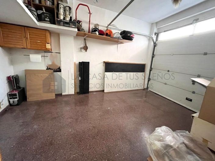 Image No.34-5 Bed Townhouse for sale