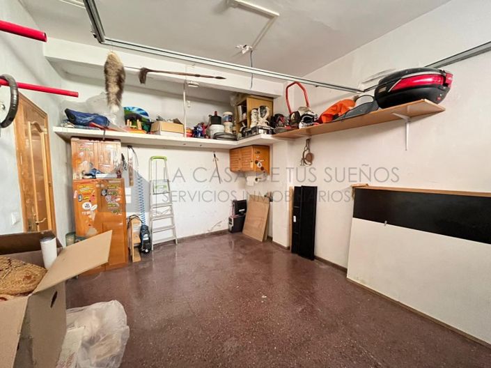 Image No.35-5 Bed Townhouse for sale