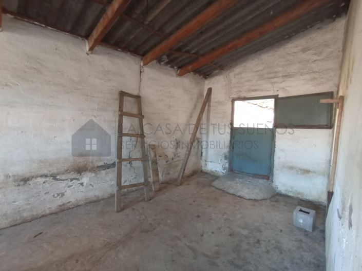 Image No.30-Maison de campagne de 2 chambres à vendre à Sax