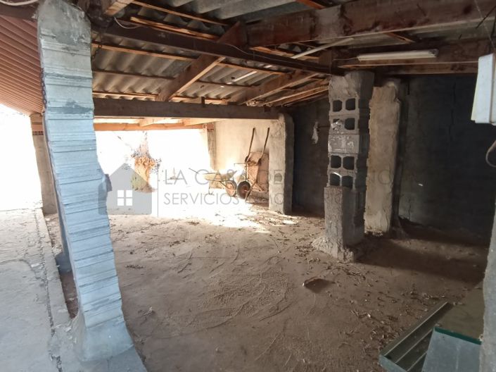 Image No.42-Maison de campagne de 2 chambres à vendre à Sax