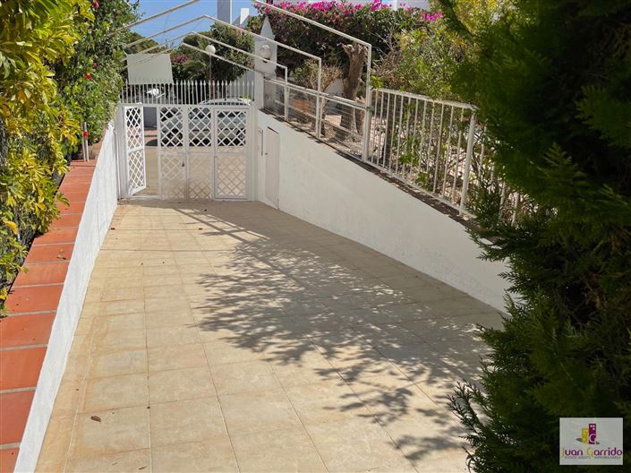 Image No.28-Villa de 4 chambres à vendre à Nerja