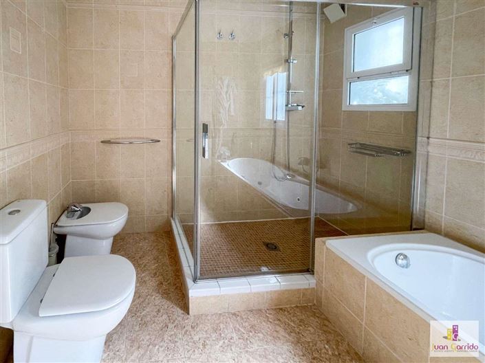 Image No.27-Villa de 4 chambres à vendre à Nerja