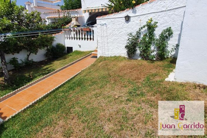 Image No.16-2 Bed Property for sale