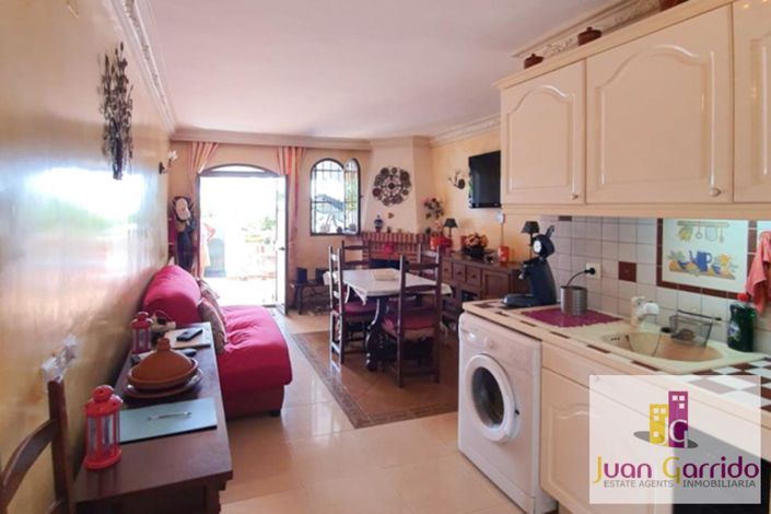 Image No.4-2 Bed Property for sale