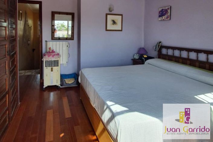 Image No.6-2 Bed Property for sale