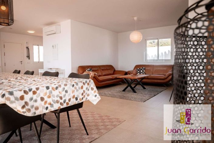 Image No.20-5 Bed Villa for sale