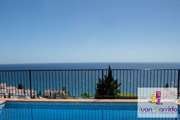 Image No.27-5 Bed Villa for sale